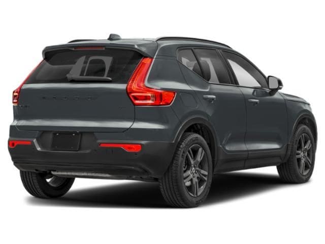 2026 Volvo XC40 2