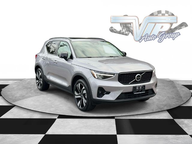 2026 Volvo XC40