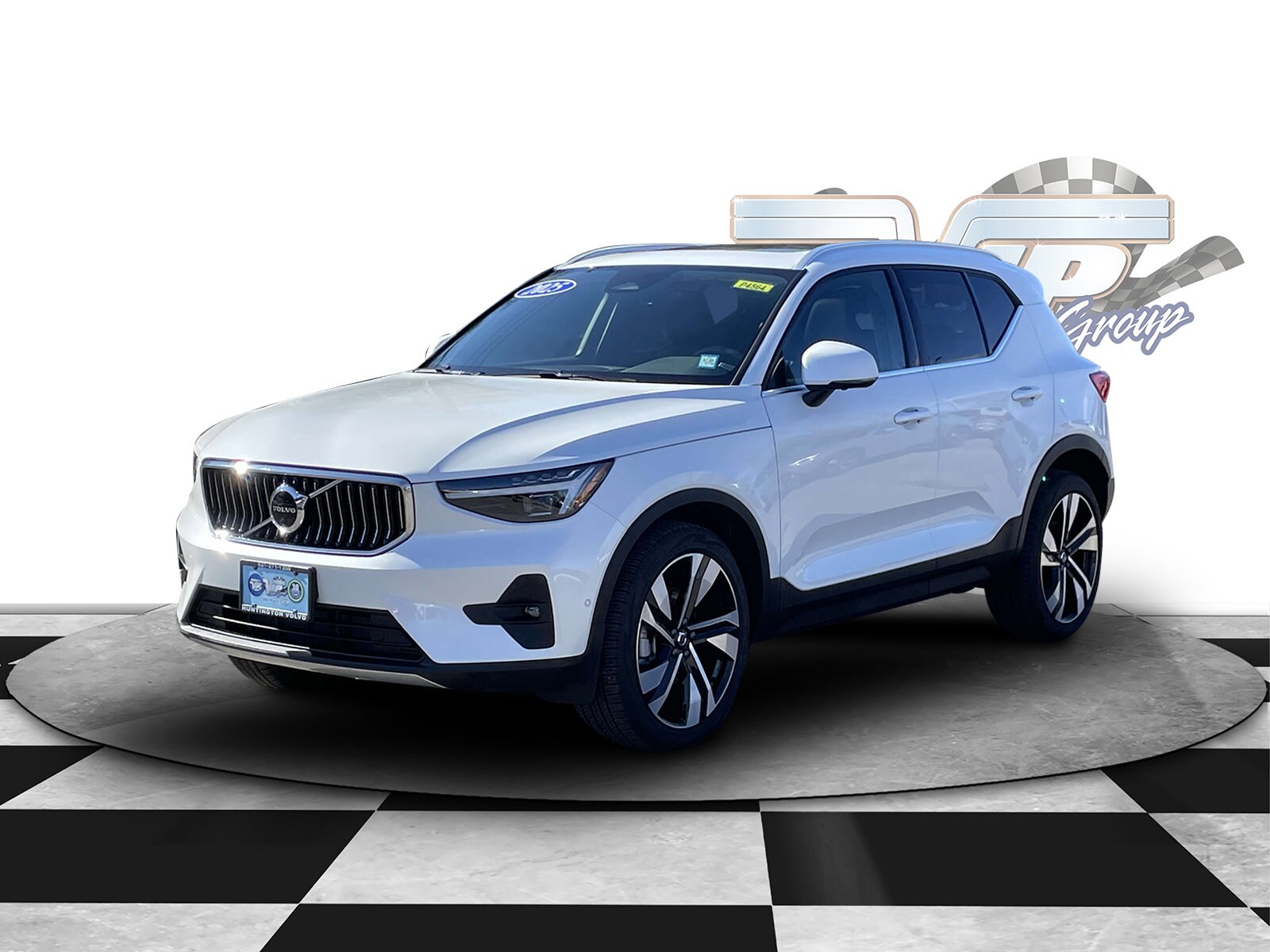 2025 Volvo XC40 AWD photo 3