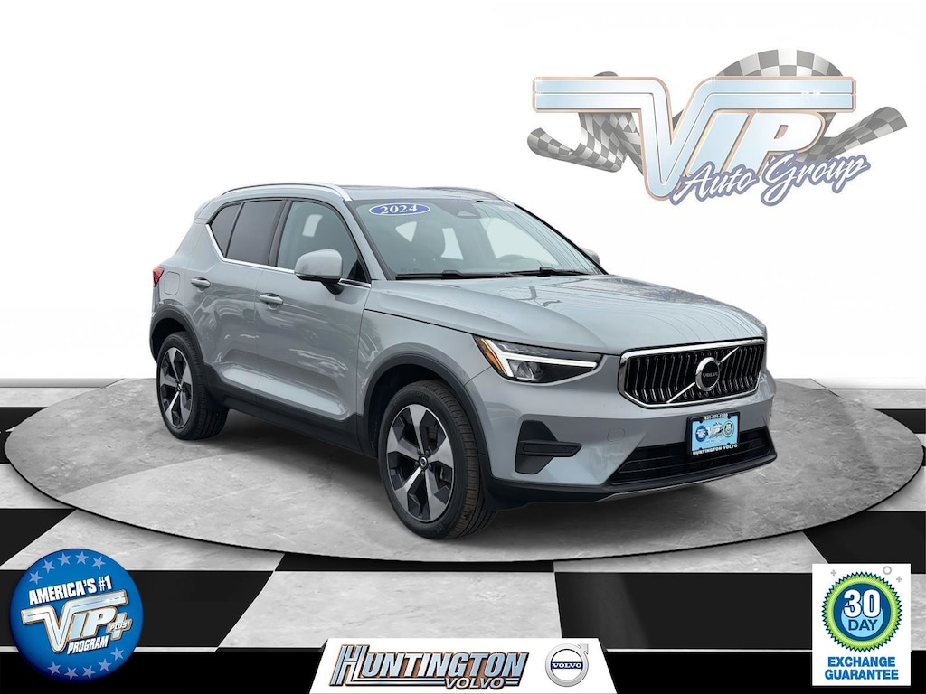 Used 2024 Volvo XC40 B5 Core