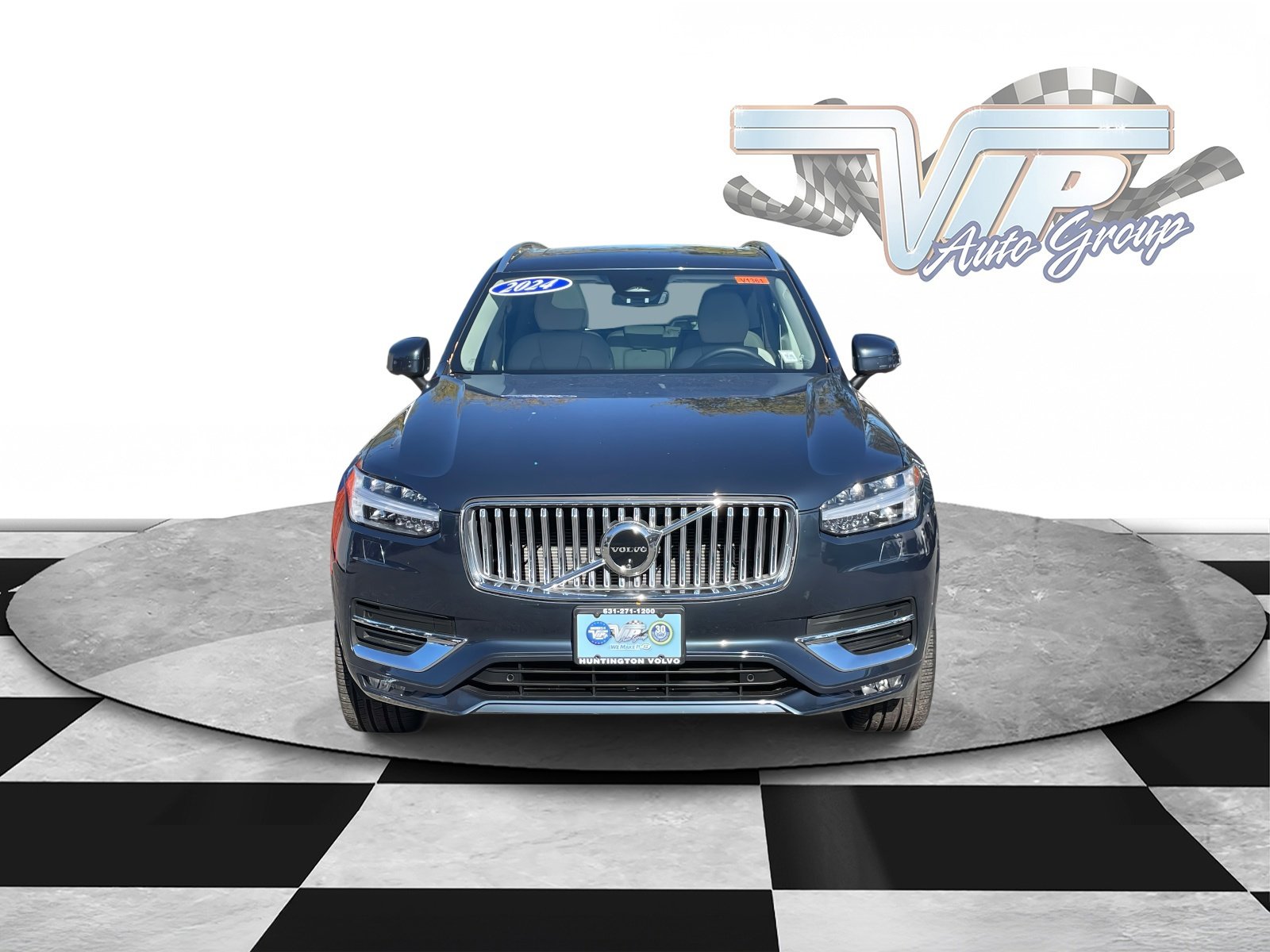 2024 Volvo XC90 AWD Plus photo 2