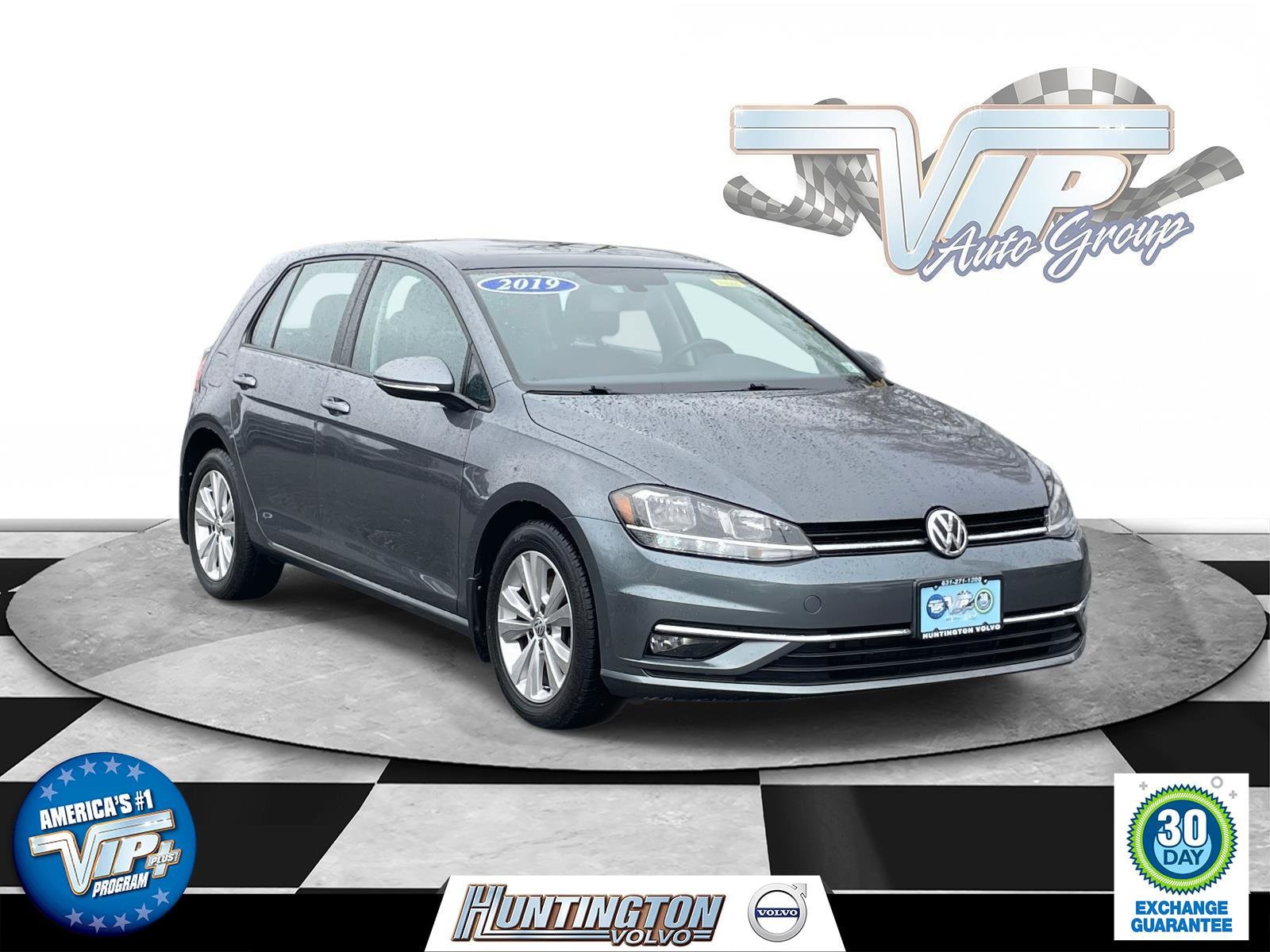 2019 Volkswagen Golf SE