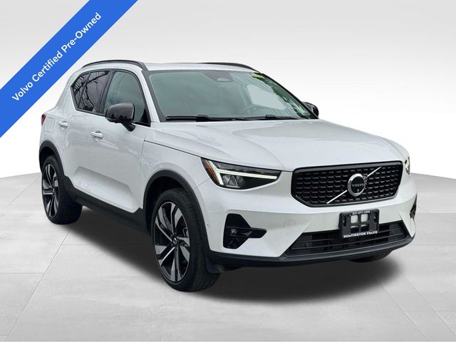 2024 Volvo XC40