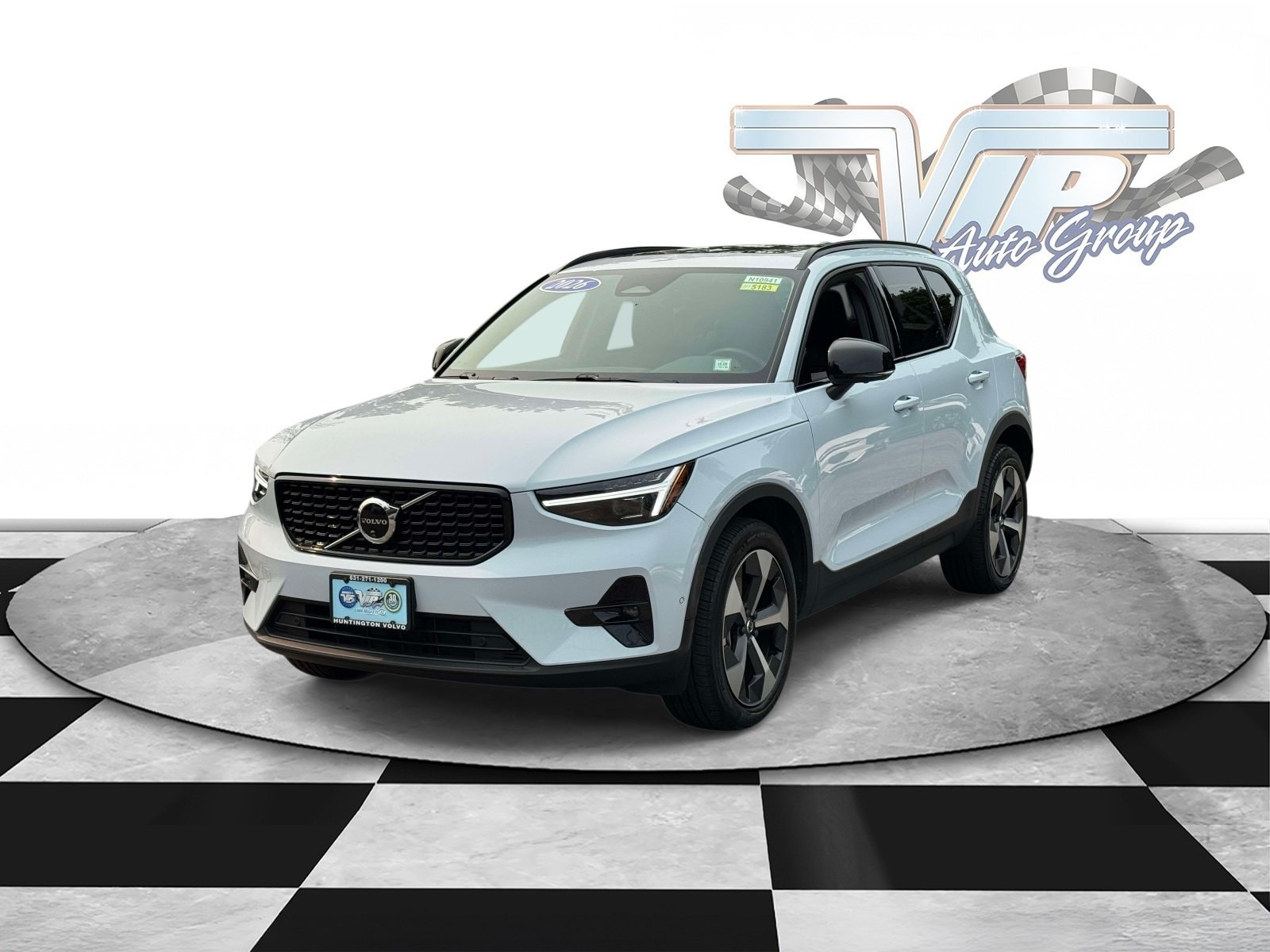 2026 Volvo XC40 Plus - Photo 4