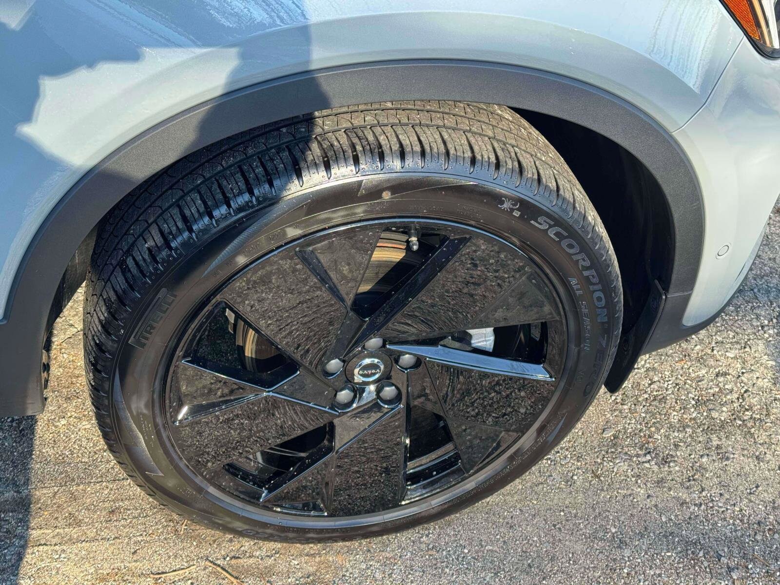 2026 Volvo XC40 Ultra Black Edition - Photo 10