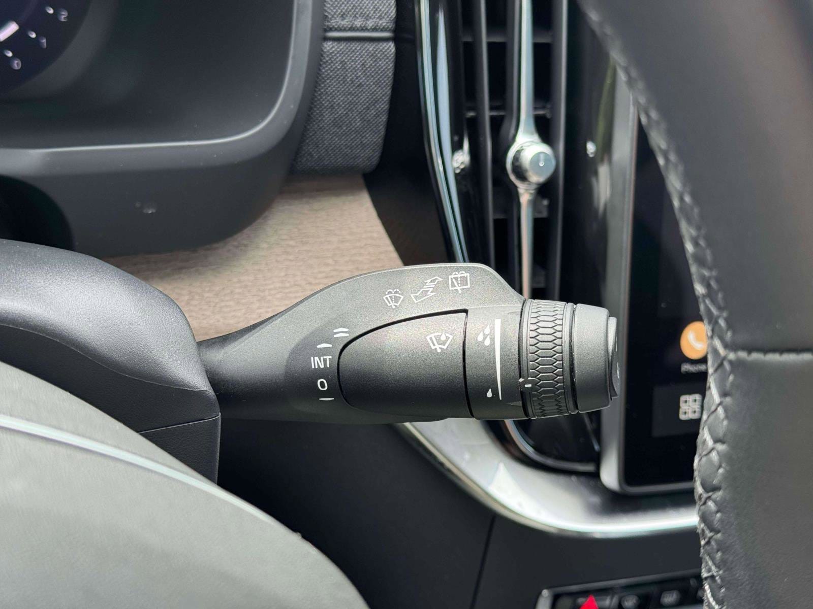 2026 Volvo XC90 Plus - Photo 25