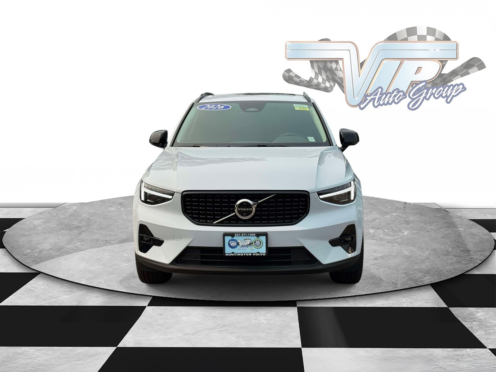 2026 Volvo XC40 Plus - Photo 2