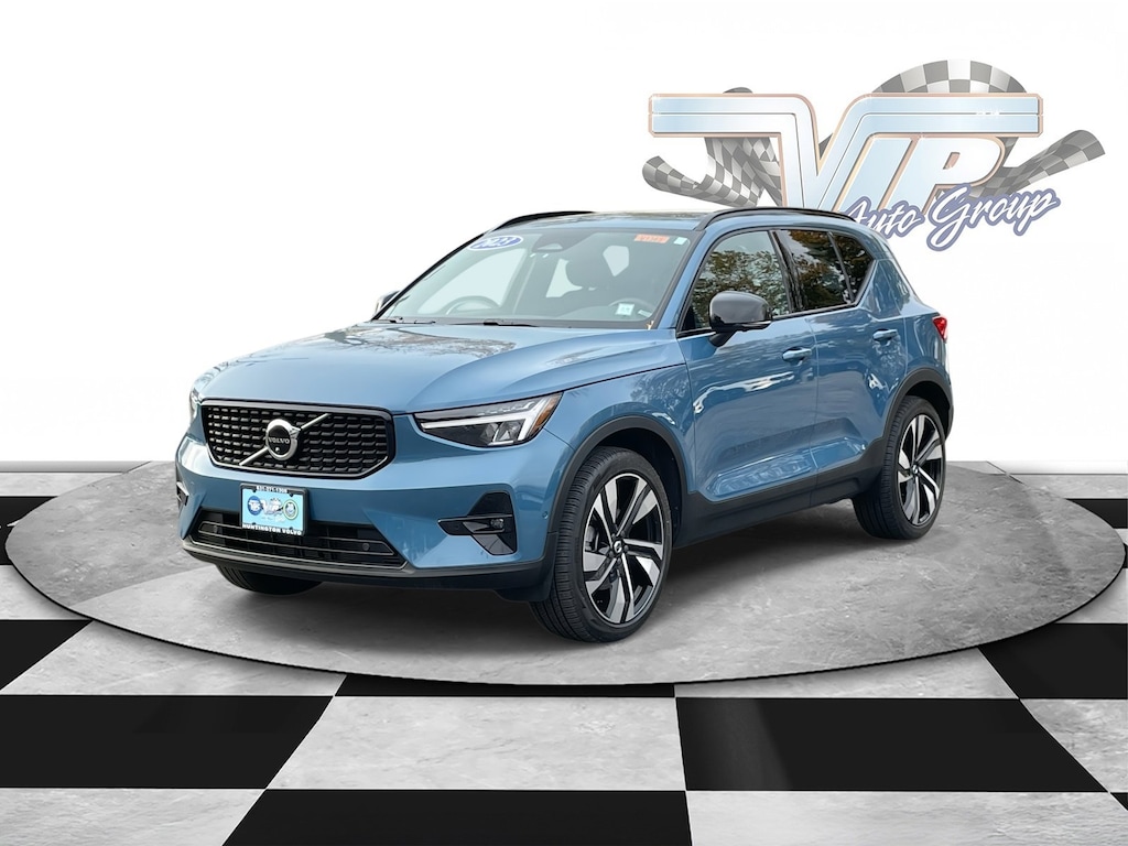 Certified 2023 Volvo XC40 Plus Dark Theme B5 AWD Plus Dark Theme