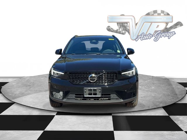 Certified 2024 Volvo XC40 B5 Core SUV