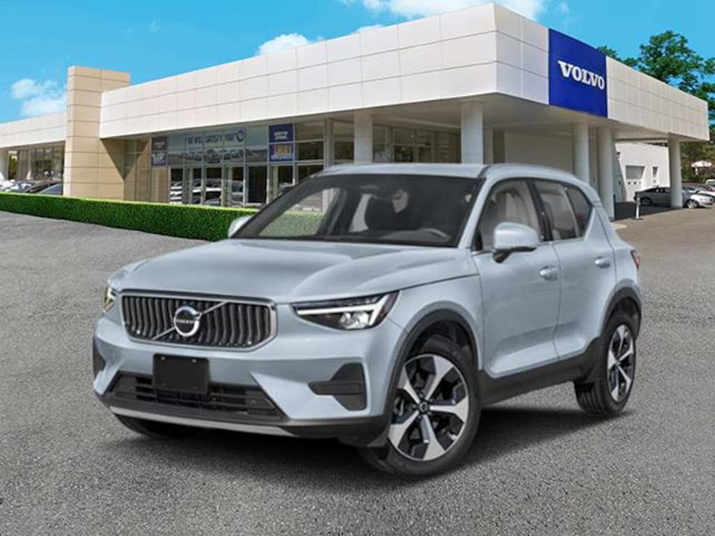 New 2026 Volvo XC40 B5 Plus SUV