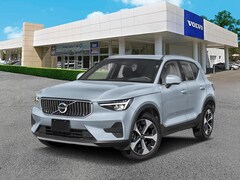 2026 Volvo XC40 B5 Plus AWD SUV