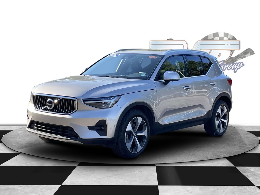 Certified 2024 Volvo XC40 Plus Bright Theme B5 AWD Plus Bright Theme