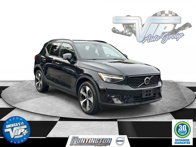 2024 Volvo XC40 Plus Dark Theme B5 AWD Plus Dark Theme for sale in Huntington, NY