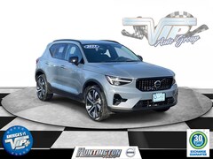 2023 Volvo XC40 Plus Dark Theme B5 AWD Plus Dark Theme