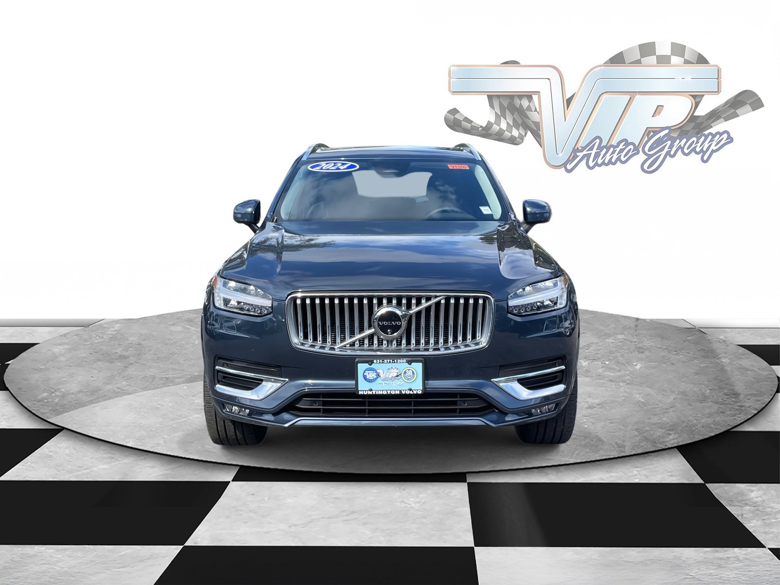 2024 Volvo XC90 AWD Plus photo 2