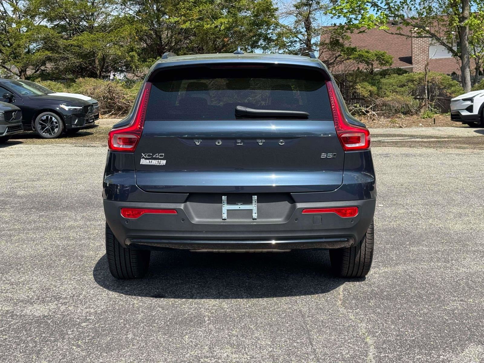 2026 Volvo XC40 Plus - Photo 7