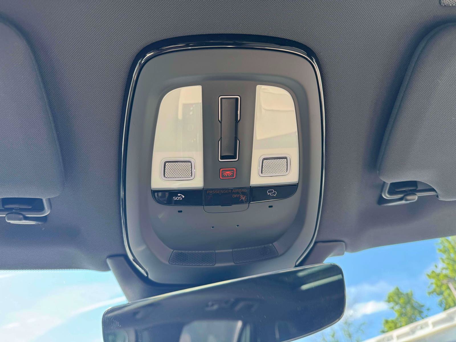 2026 Volvo XC90 Plus - Photo 32