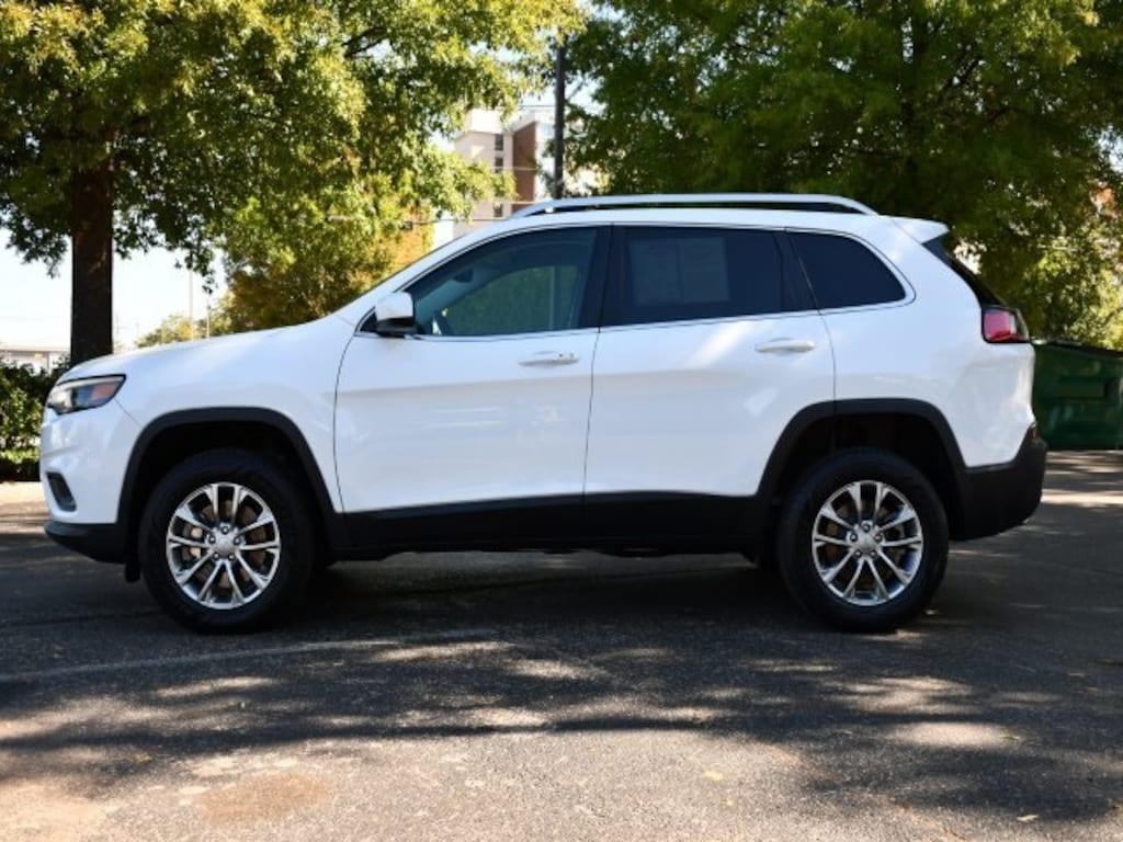Used 2019 Jeep Cherokee Latitude Plus 4x4 SUV