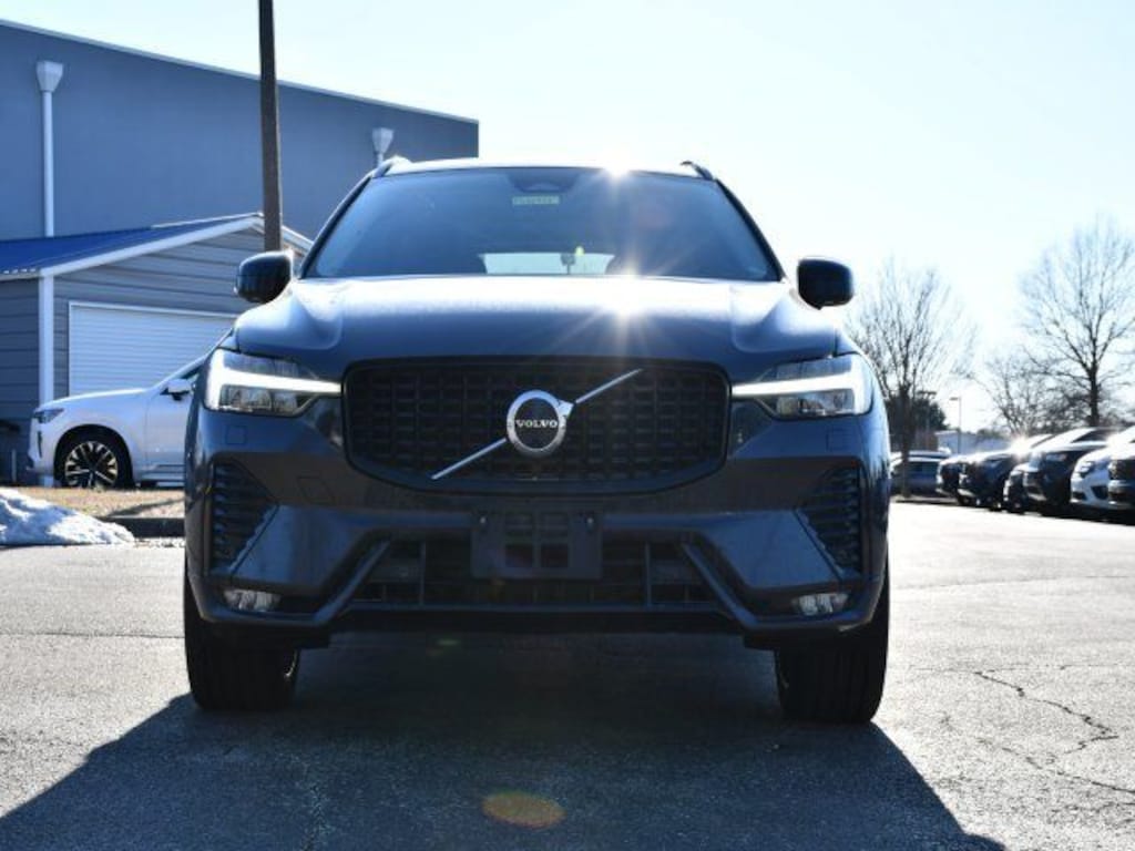 Used 2023 Volvo XC60 B5 AWD Ultimate Dark SUV