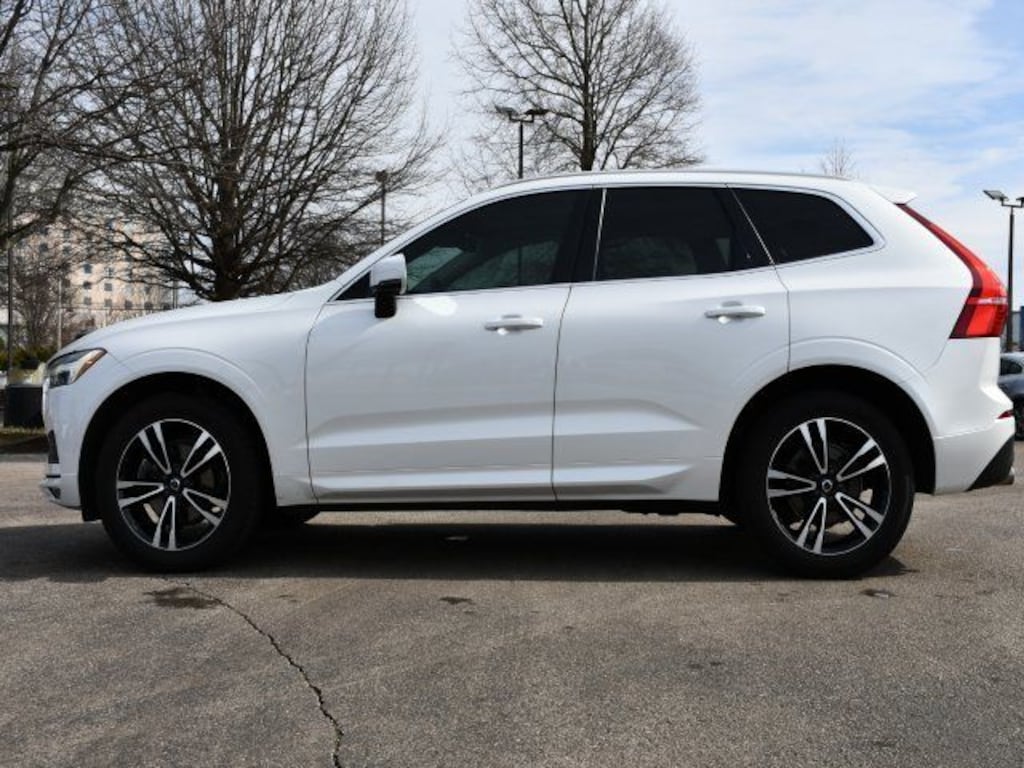 Used 2021 Volvo XC60 T5 Momentum SUV