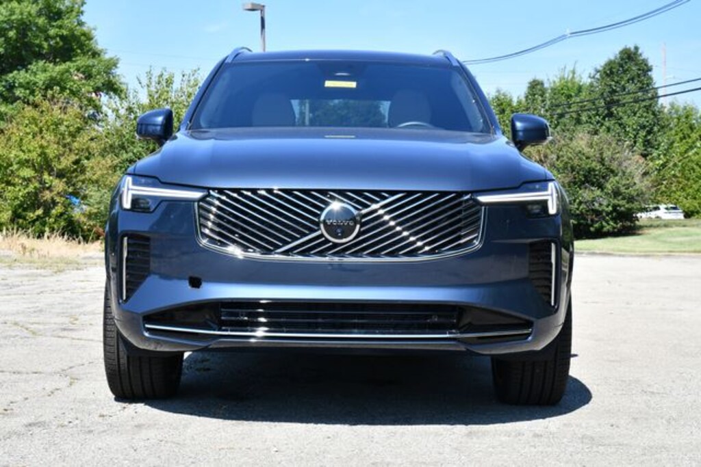 New 2026 Volvo XC90 B6 Plus 7-Seater SUV