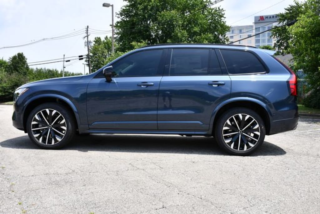 New 2026 Volvo XC90 B6 Ultra Dark Theme 7-Seater SUV