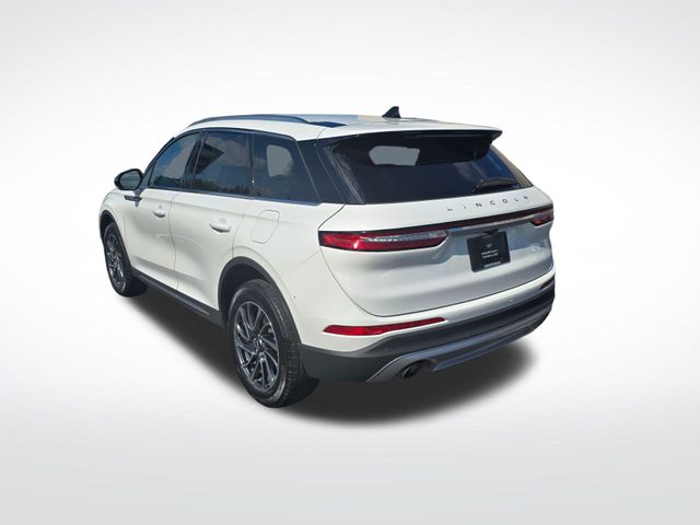 2020 Lincoln Corsair Standard photo 4