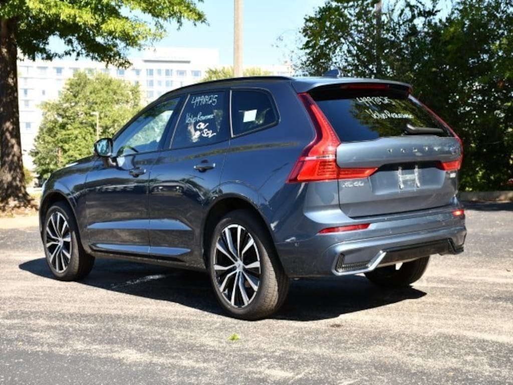 Used 2025 Volvo XC60 B5 Plus SUV