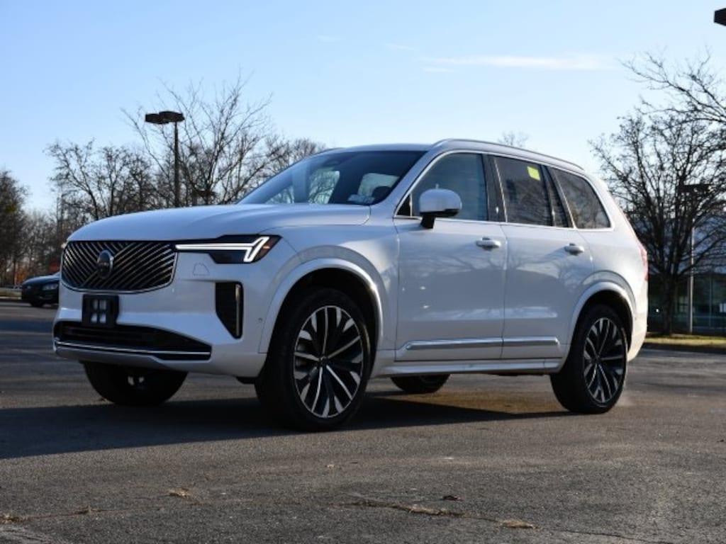 Certified 2025 Volvo XC90 B5 (2025.5) Plus SUV