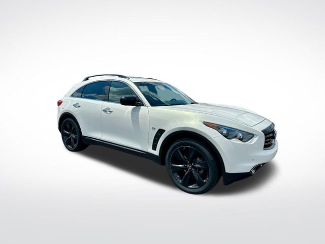 2016 INFINITI QX70 3.7 AWD's photo