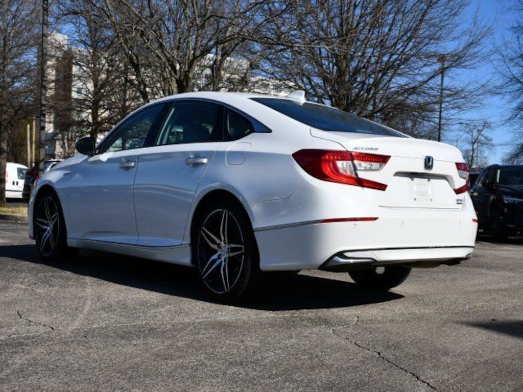 Used 2022 Honda Accord Hybrid Touring Sedan