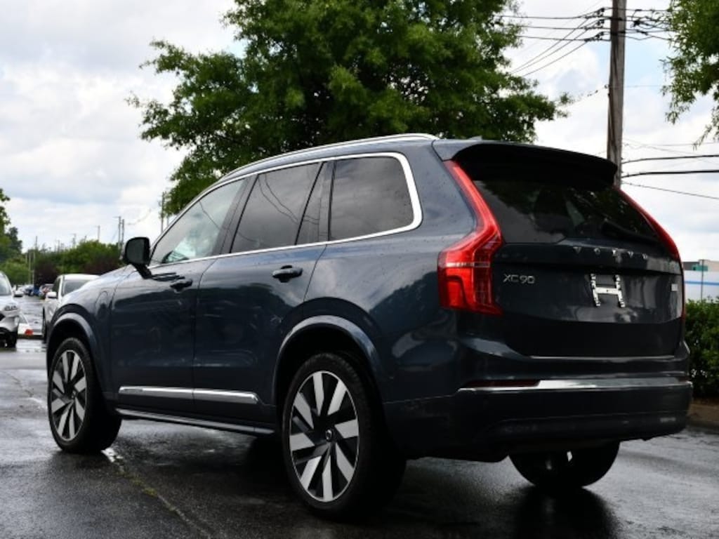 Certified 2024 Volvo XC90 plug-in hybrid T8 Plus Bright 7-Seater SUV