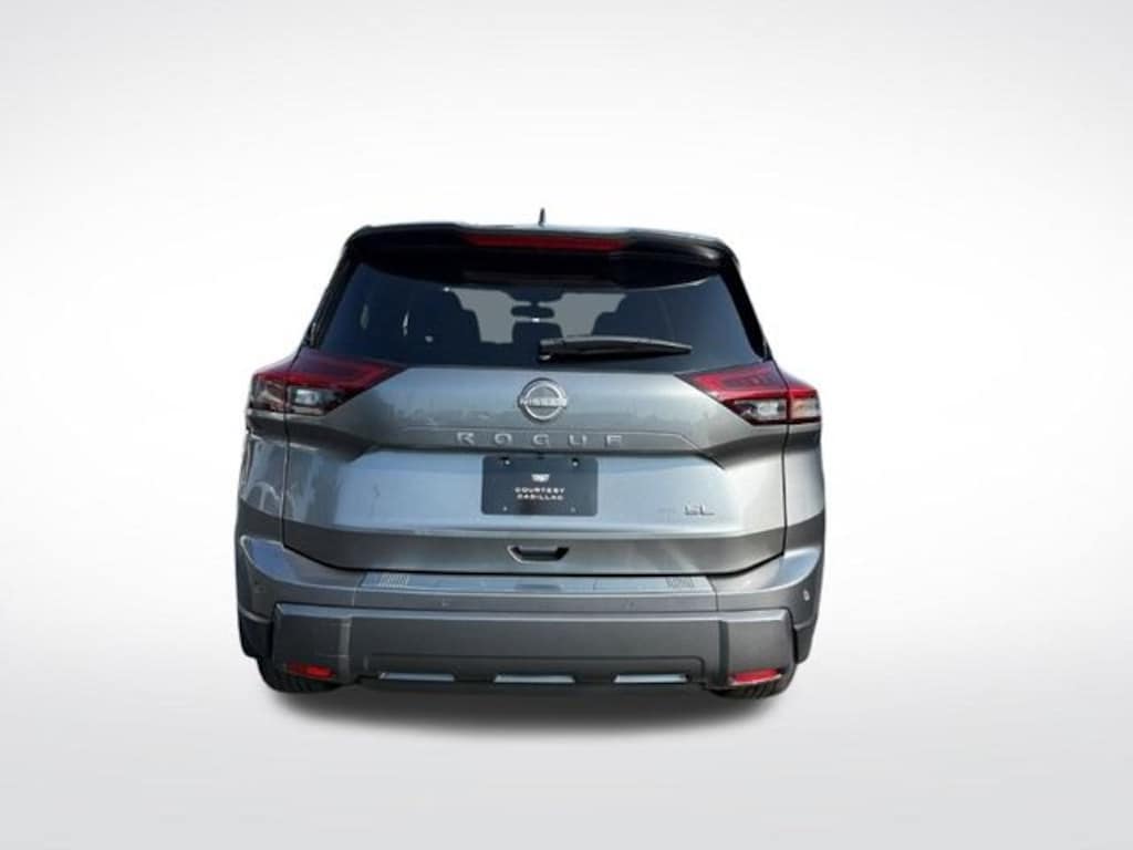 Used 2025 Nissan Rogue SL SUV