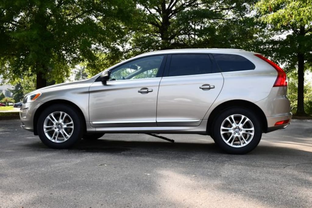 Used 2015 Volvo XC60 3.2 Platinum SUV