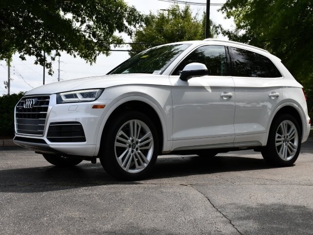 2018 Audi Q5 2.0T Premium Plus photo 2