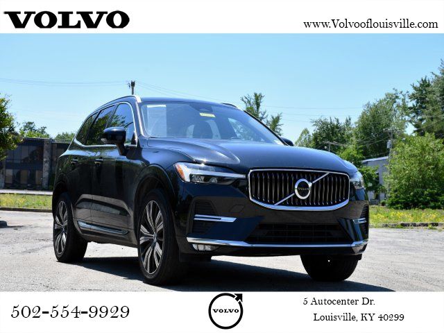 2023 Volvo XC60 B5 Plus Bright Theme AWD's photo