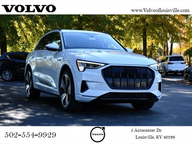 2023 Audi e-tron Premium Plus