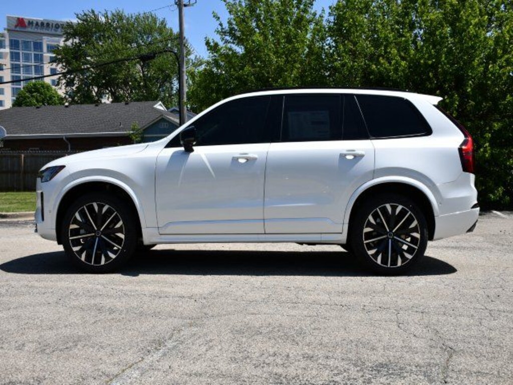 New 2026 Volvo XC90 B6 Ultra Dark Theme 7-Seater SUV