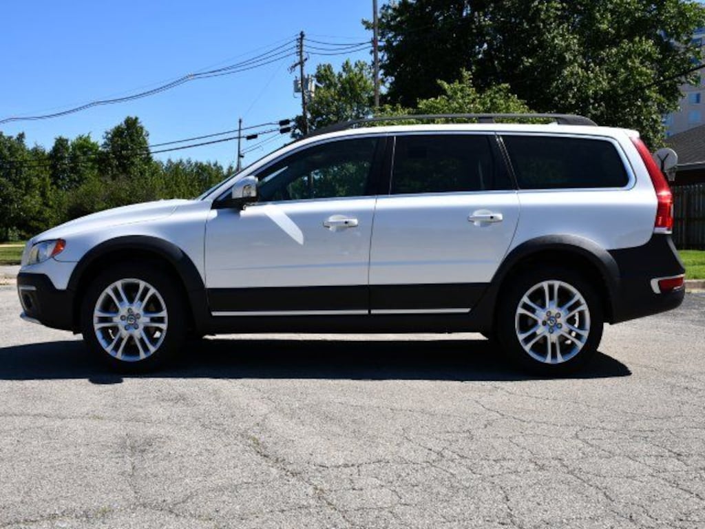 Used 2016 Volvo XC70 T5 Platinum Wagon