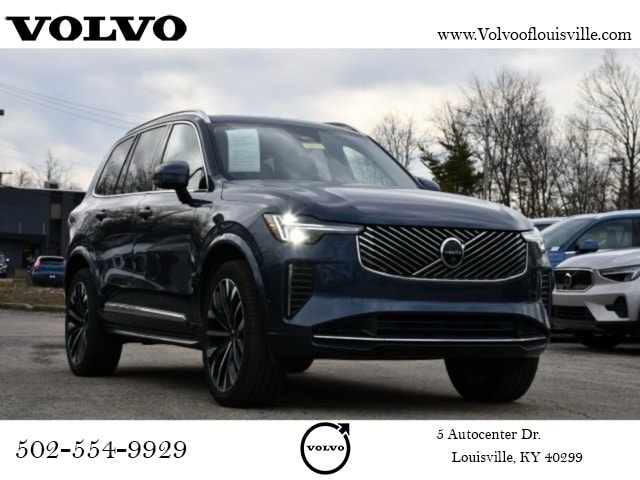 2025 Volvo XC90 Plus's photo