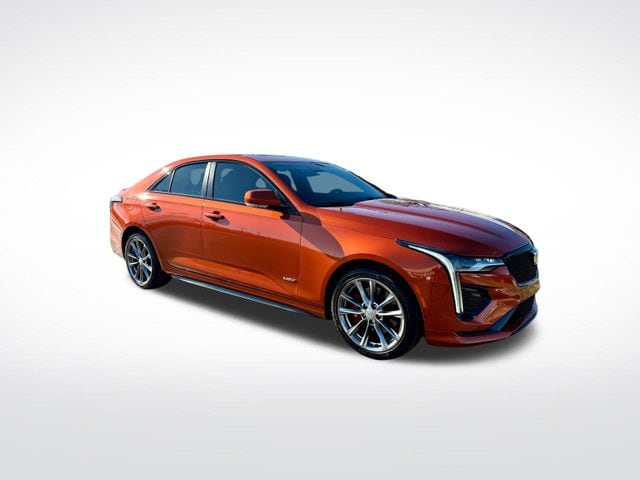 2022 Cadillac CT4 V-Series's photo