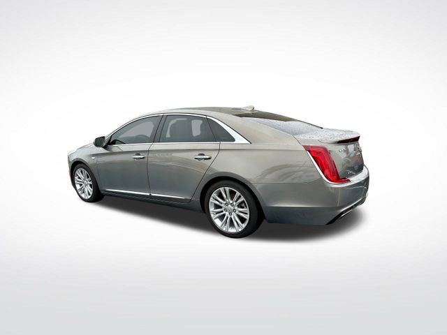 2019 Cadillac XTS Luxury photo 3