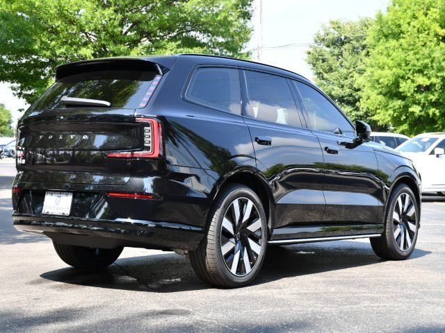 2025 Volvo EX90 Ultra - Photo 7