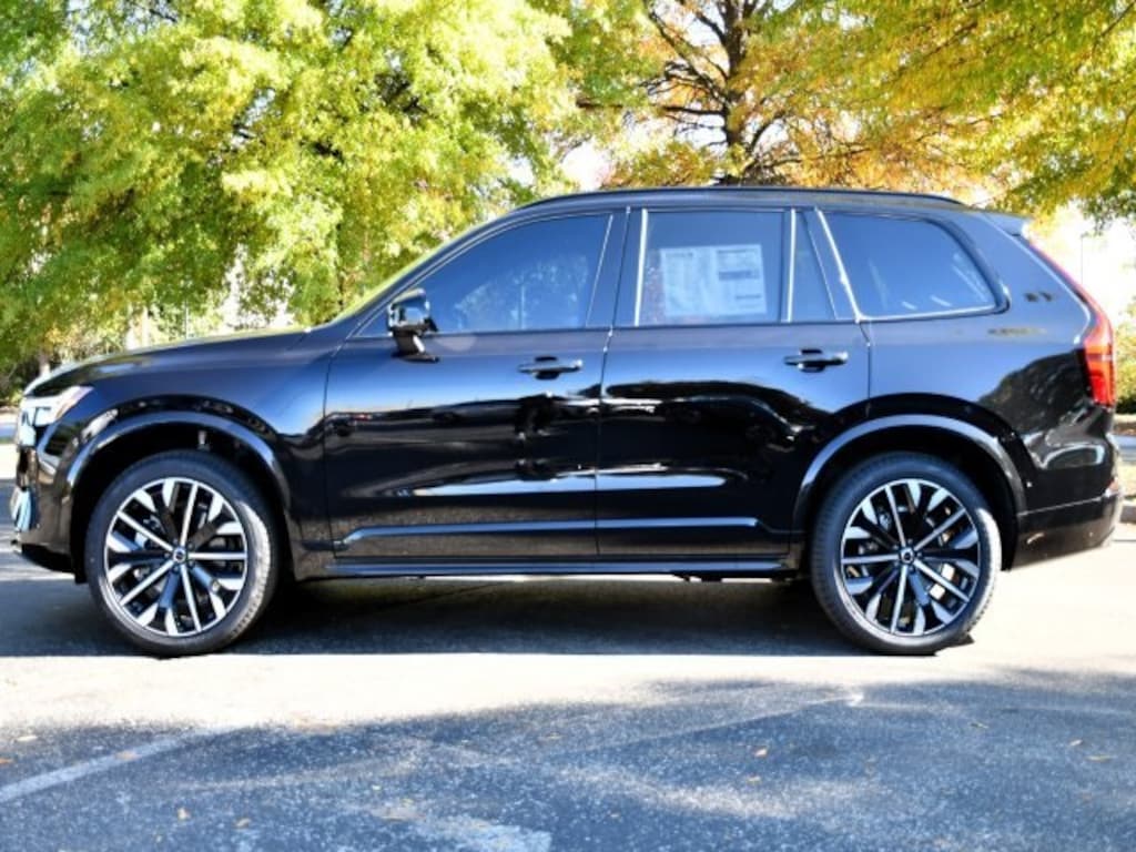 New 2026 Volvo XC90 B6 Ultra Dark Theme 6-Seater SUV
