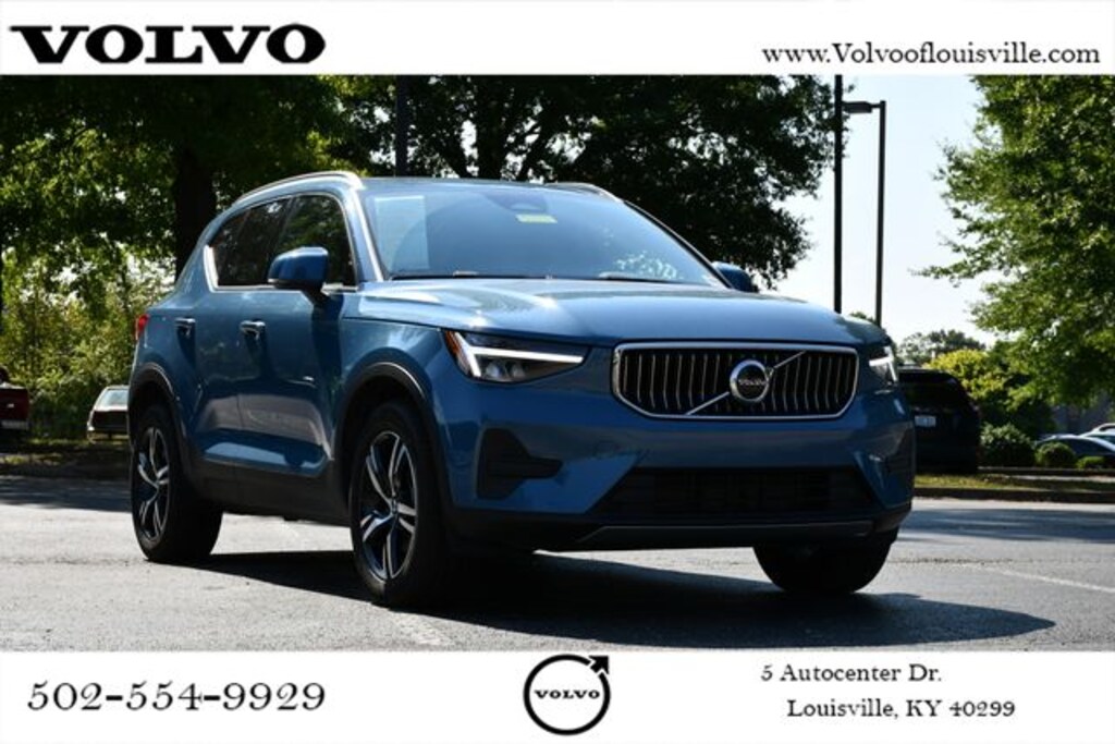 Certified 2024 Volvo XC40 B5 Core SUV