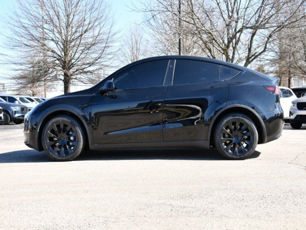 Used 2023 Tesla Model Y Long Range SUV