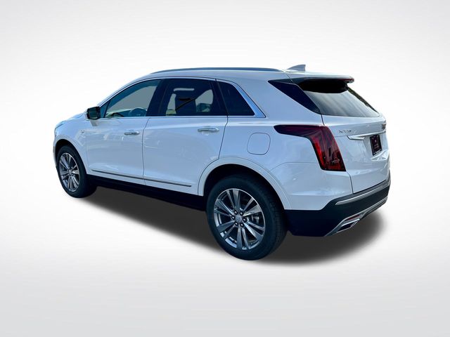 2025 Cadillac XT5 Premium Luxury photo 3