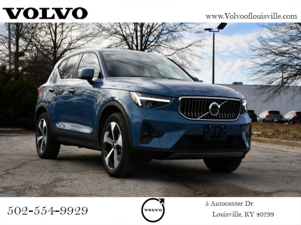 Certified 2025 Volvo XC40 B5 Plus Bright Theme SUV