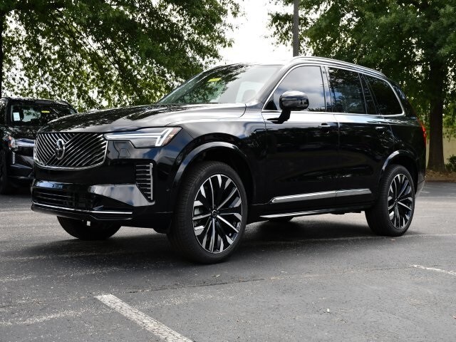 2026 Volvo XC90 Plus photo 3