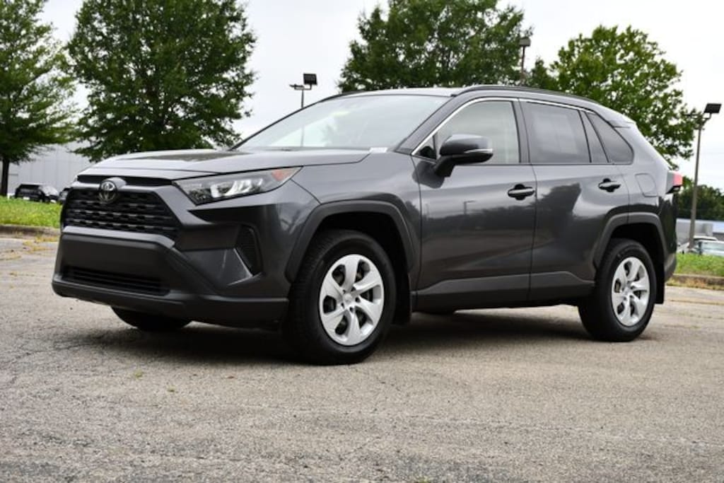 Used 2019 Toyota RAV4 LE SUV